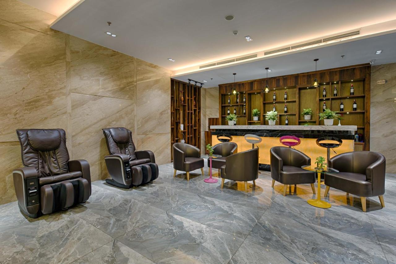 Bliss Luxury Hotel ดานัง ภายนอก รูปภาพ