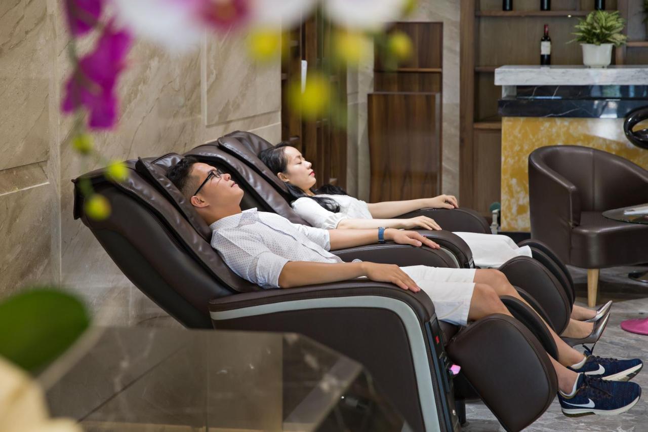 Bliss Luxury Hotel ดานัง ภายนอก รูปภาพ