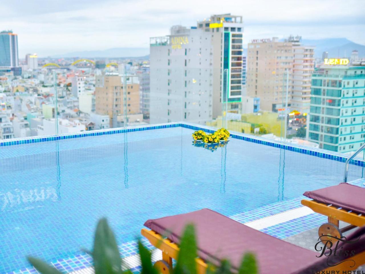 Bliss Luxury Hotel ดานัง ภายนอก รูปภาพ