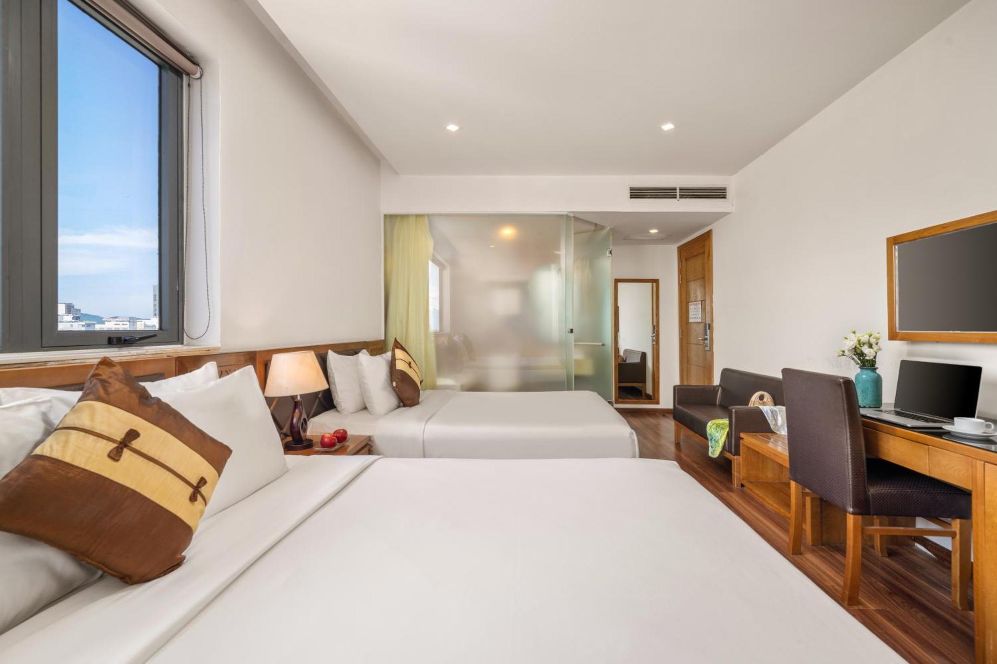 Bliss Luxury Hotel ดานัง ภายนอก รูปภาพ
